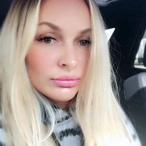 Meet your Posher, Irina